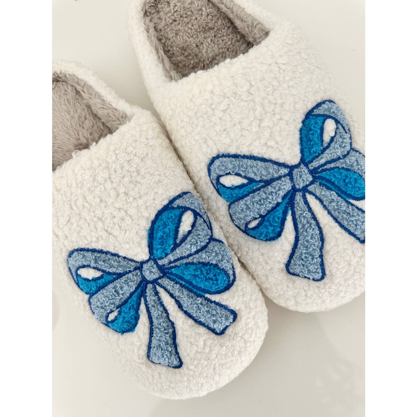 Fuzzy Luxe Bow Slippers - HAZEL: BLUE / M