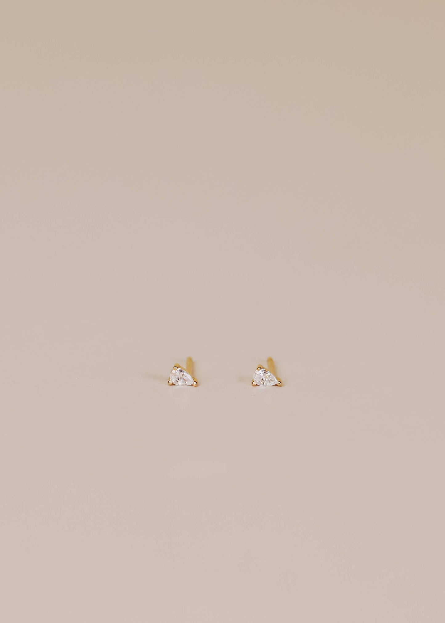 Teardrop - White CZ - Earrings