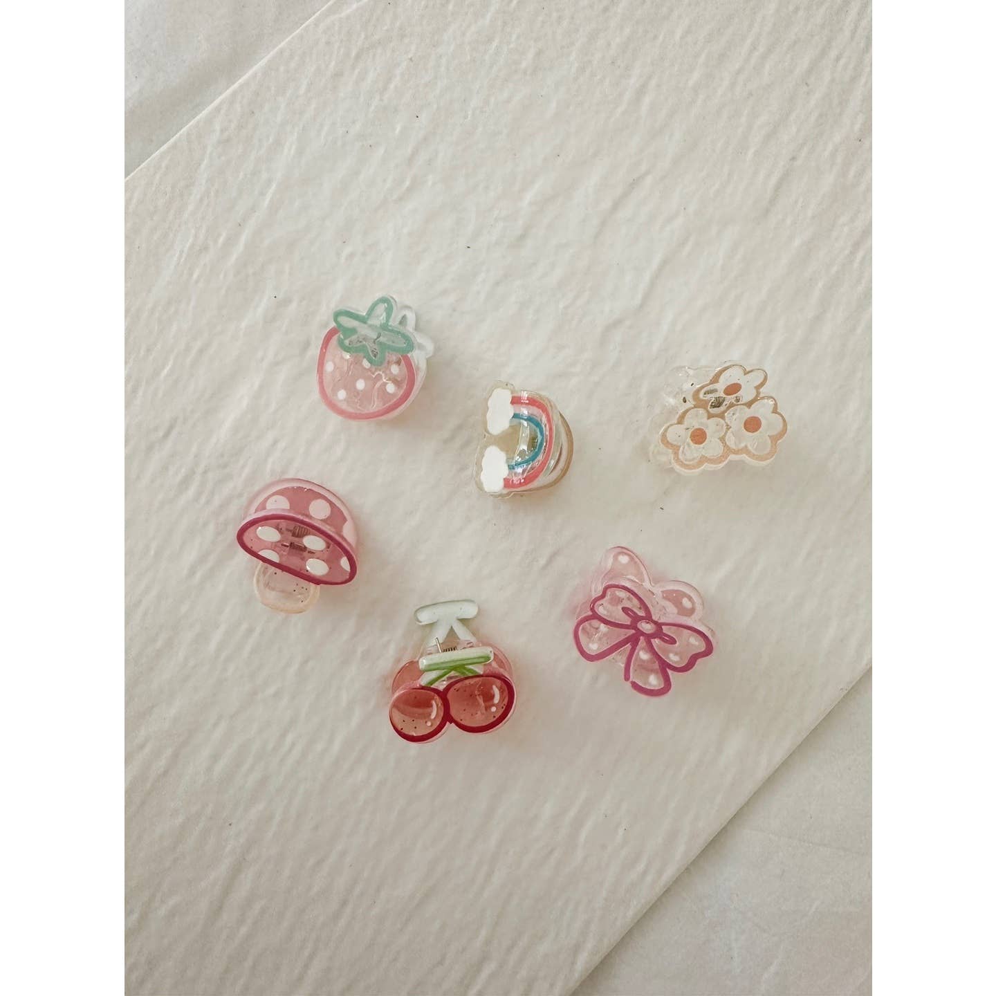 Assorted Mini Transparent Hair Claws Mix - DOLBI: Assorted / ONE SIZE - PaperGeenius