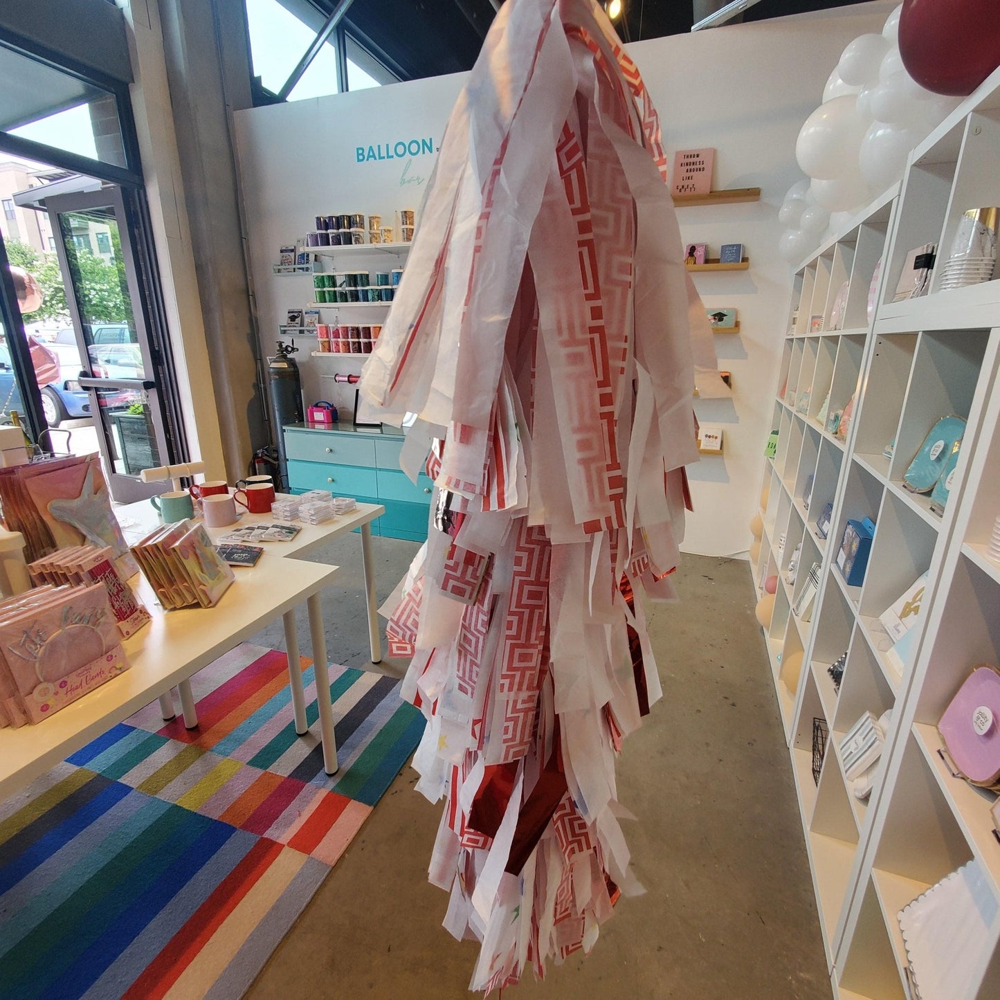 Balloon Tassels - PaperGeenius
