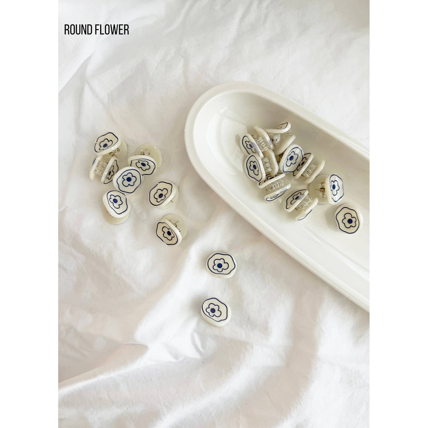 Small Hair Clip Hair Claw - DOLLI: ONE SIZE / YELLOW SMILEY - PaperGeenius