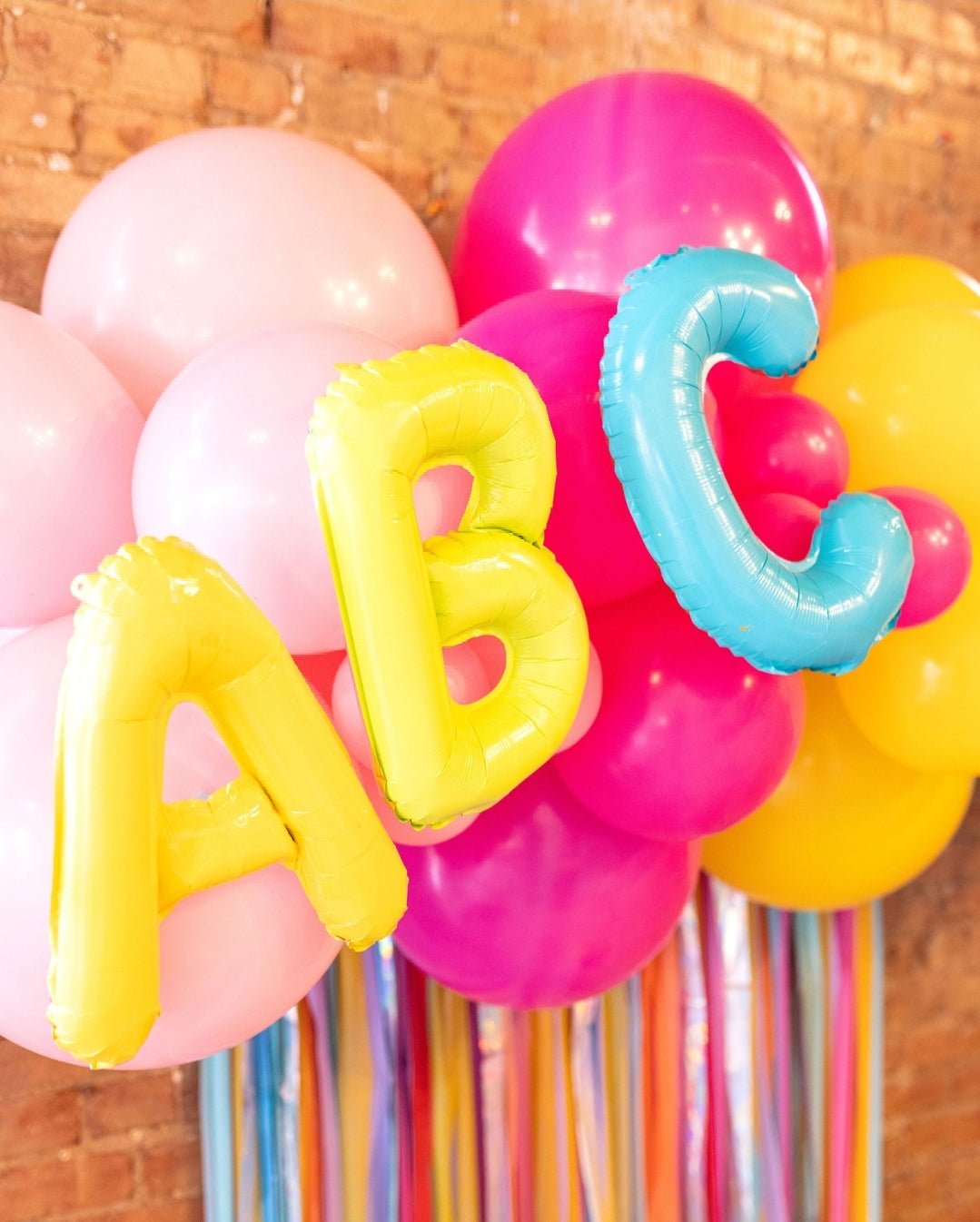 ABC Grab & Go Balloon Garland - PaperGeenius