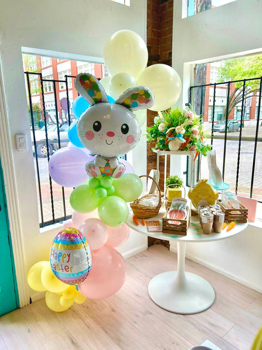 Easter Themed Grab and Go Balloon Garland - PaperGeenius
