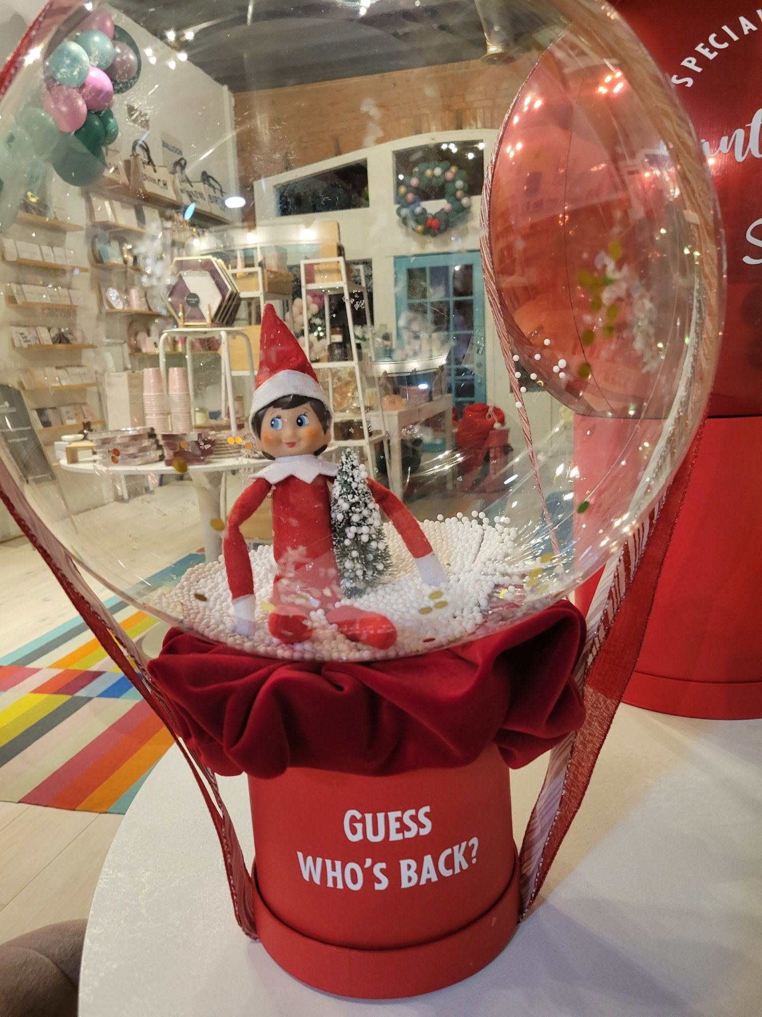Elf on The Shelf - Bobo Snow Dome Balloon - PaperGeenius