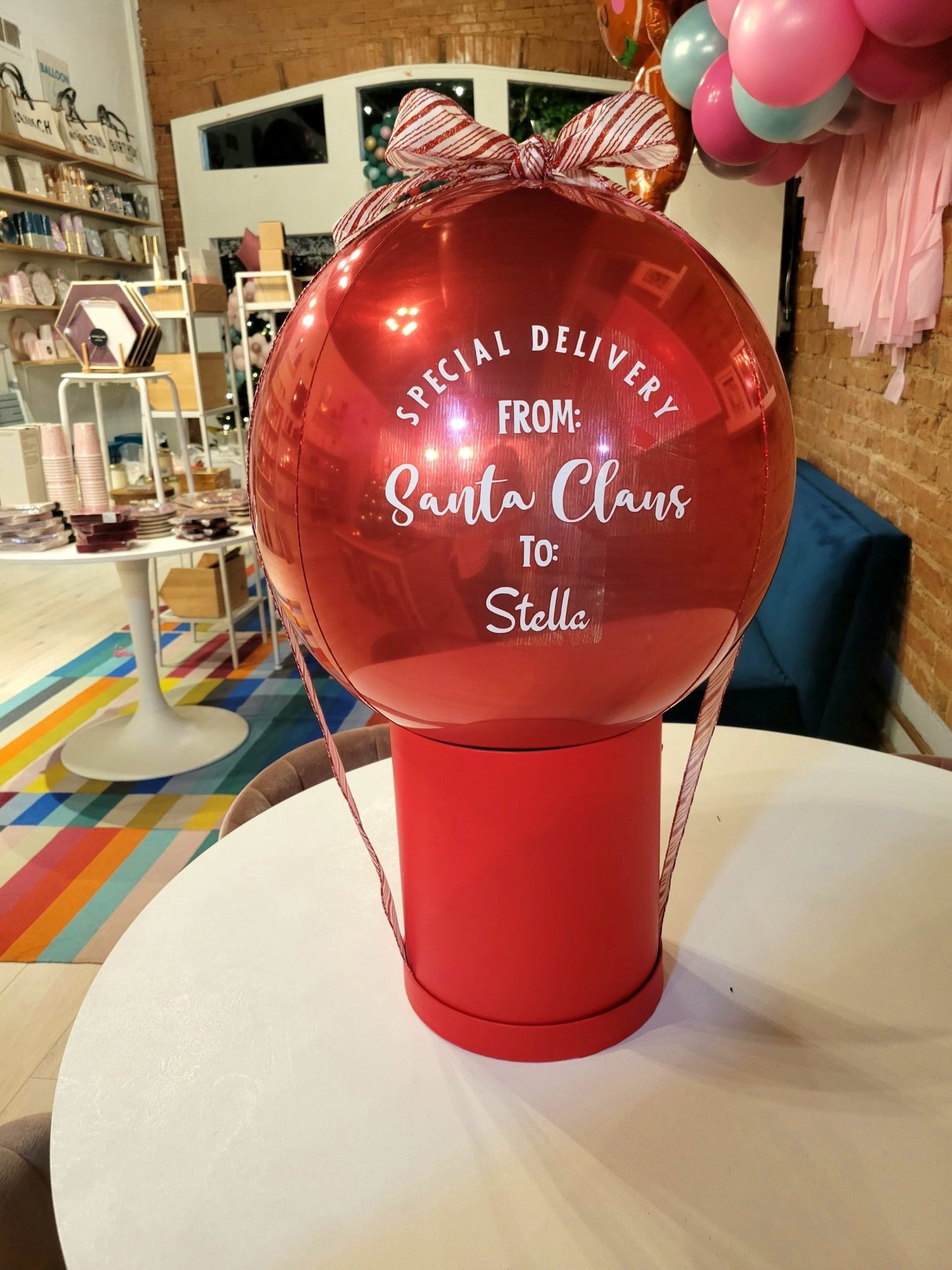 Elf on The Shelf - Red Custom Orb Balloon - PaperGeenius