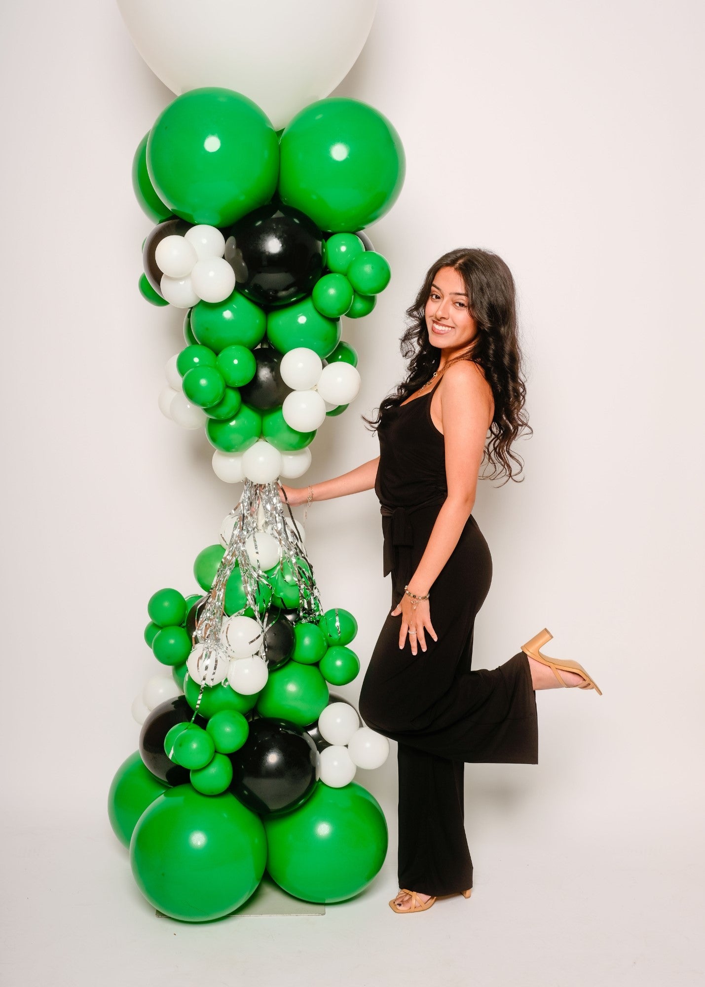 Graduation Balloon Column - PaperGeenius