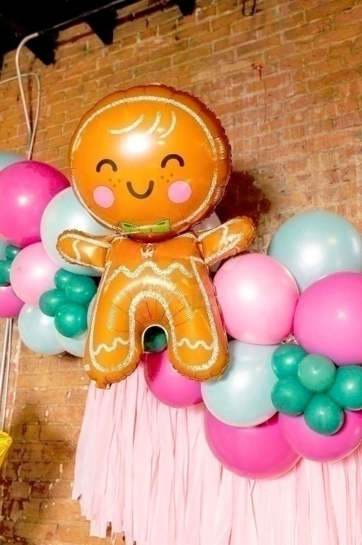 Happy Gingerbread Man 31″ Balloon - PaperGeenius