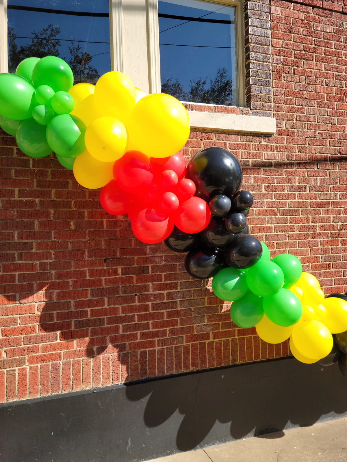 Juneeteenth Grab and Go Balloon Garland - PaperGeenius