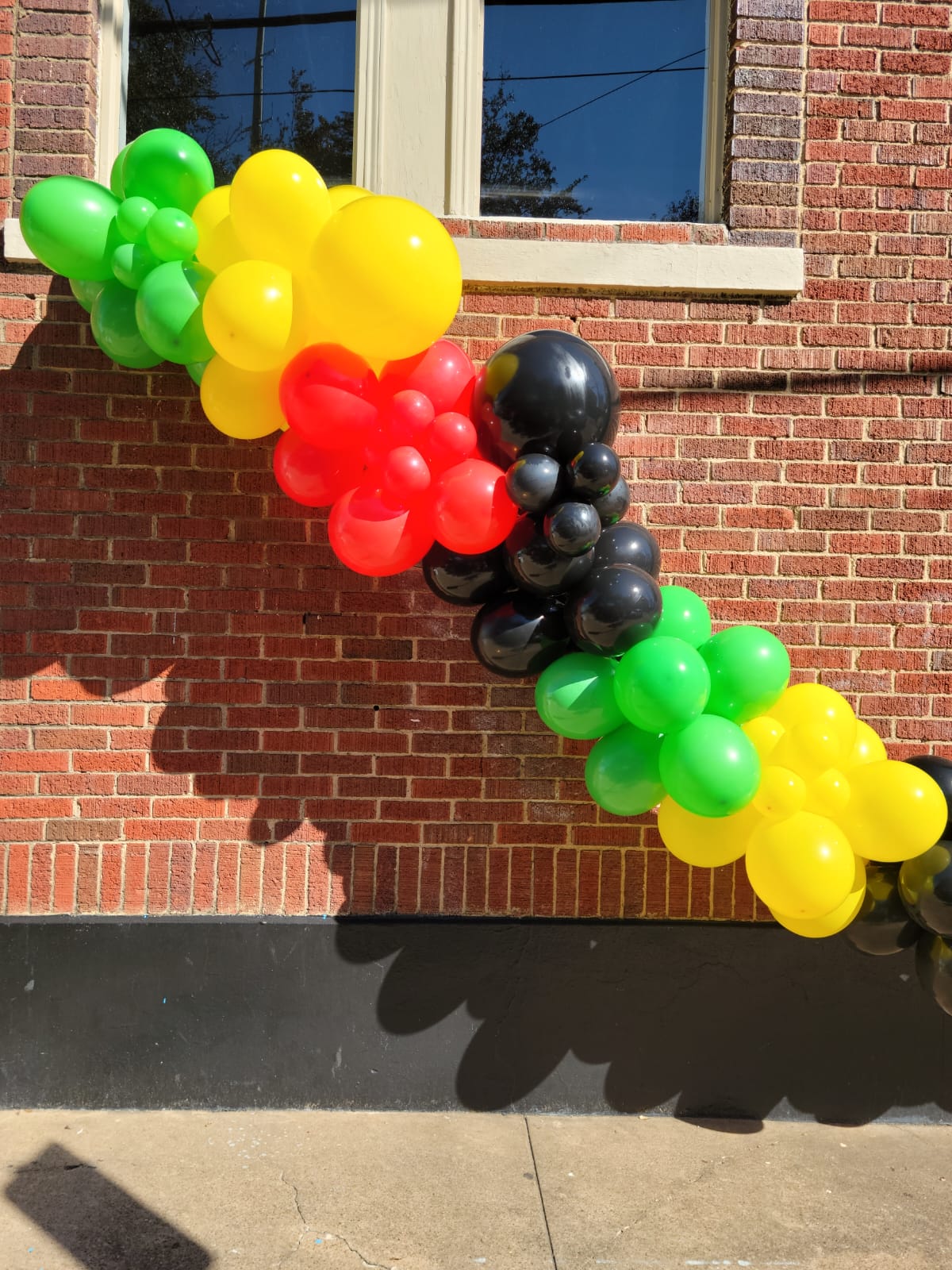 Juneeteenth Grab and Go Balloon Garland - PaperGeenius