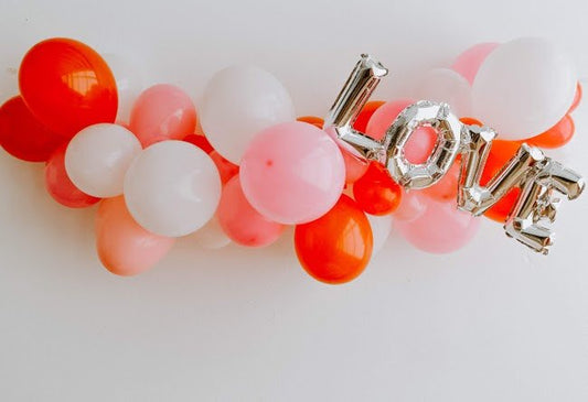 Valentine's Day Balloon Garland - PaperGeenius